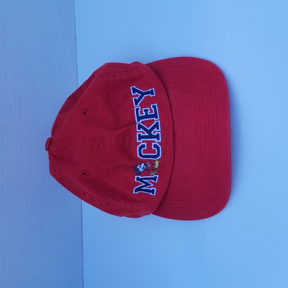 Mickey red hat